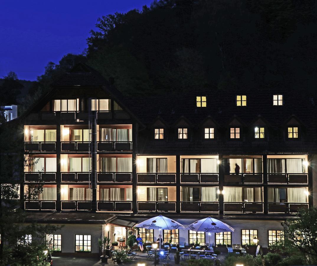 Landgasthof Zur Linde Heimbuchenthal Buitenkant foto