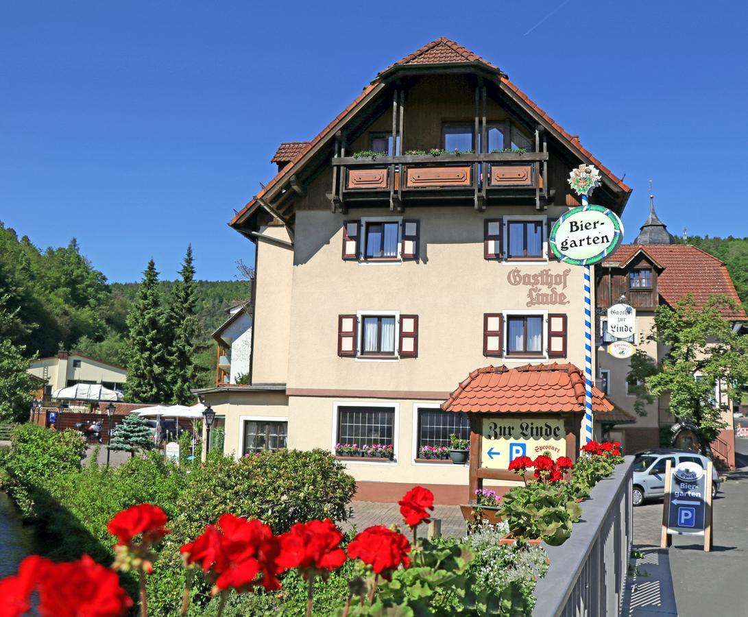 Landgasthof Zur Linde Heimbuchenthal Buitenkant foto